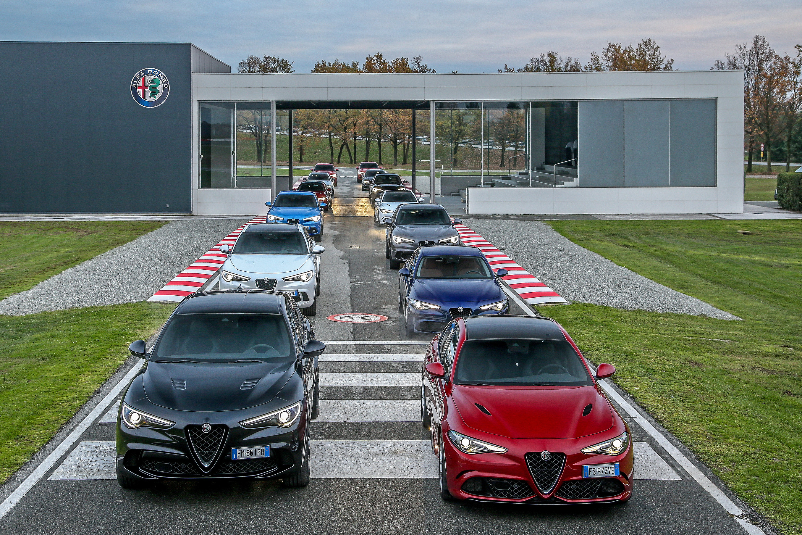 Alfa Romeo Giulia e Stelvio Quadrifoglio, la prova a Balocco